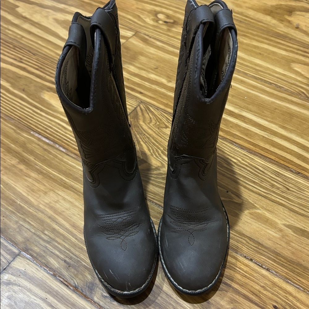 Durango Kids Size 11 Distressed Boot - Picture 2 of 5